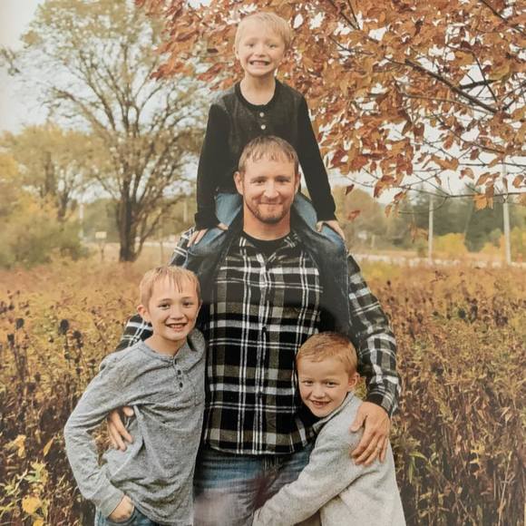 Meet your Posher, David - Picture 1 of 1